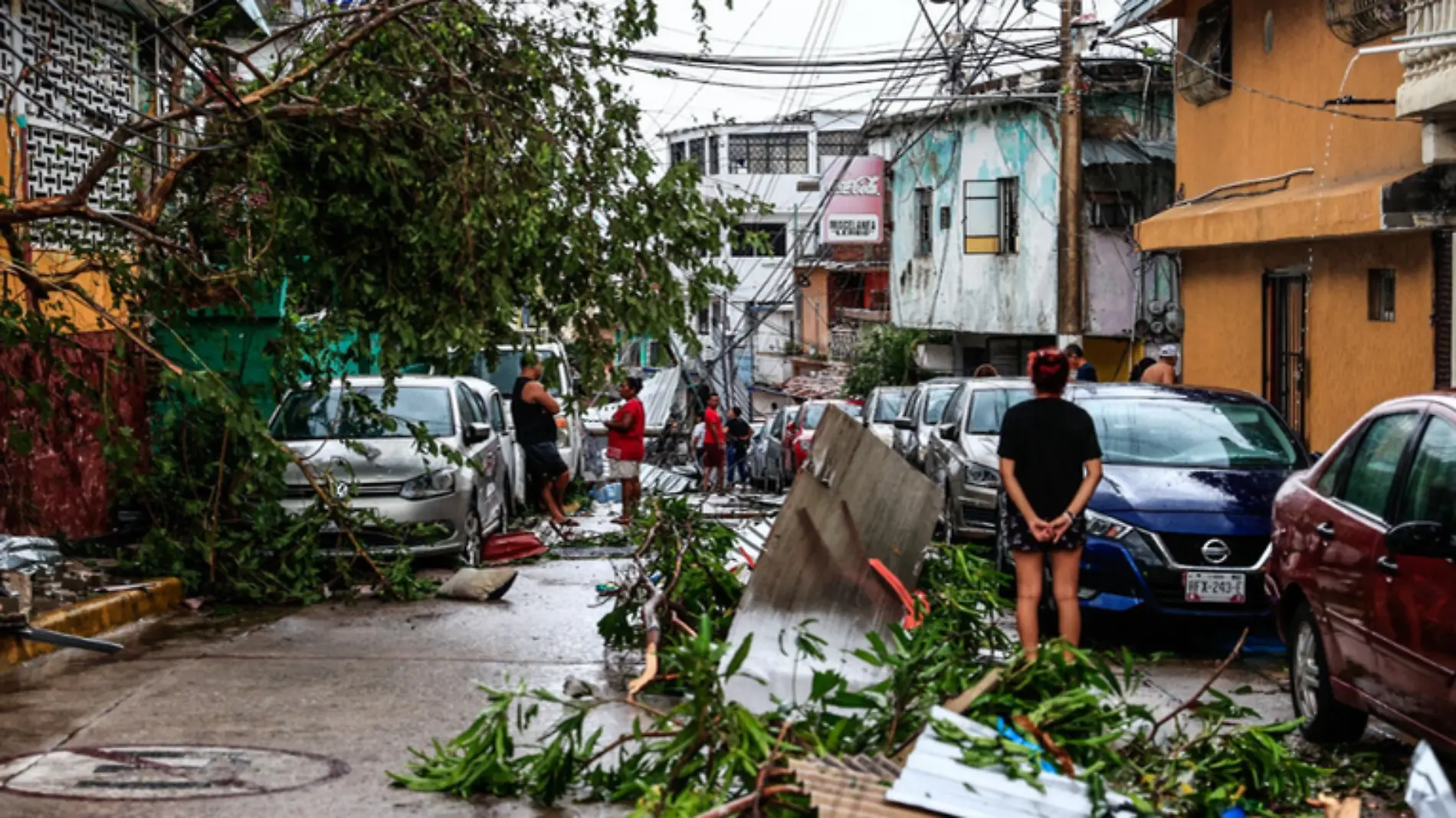 Activan brigada para localizar a duranguenses en Guerrero, tras huracán “Otis” (1)